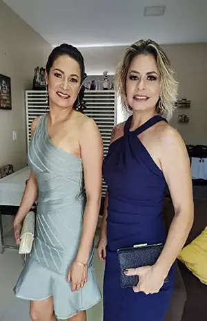 DE ENDIVIDADAS A INVESTIDORAS!: Conheça nossa história! Como nos livramos das dívidas e nos tornamos investidoras! (1) - Jeanny  Raiol